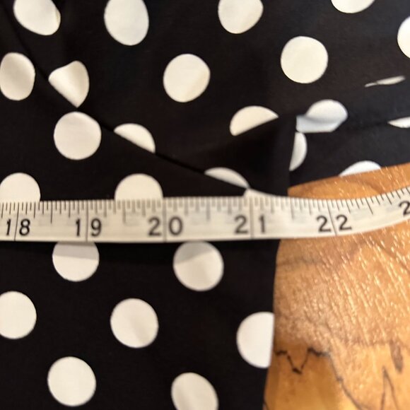 Lands’ End Swim Cover-Up – Black & White Polka Dot – Medium Petite - Picture 6 of 10